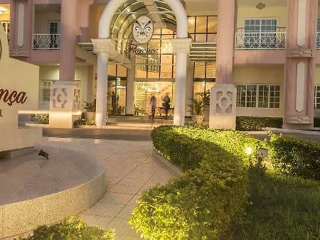 Hotel Florenca Luanda Zewnętrze zdjęcie